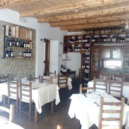 La Foresta Albergo Ristorante Pizzeria Badia Prataglia Exterior photo