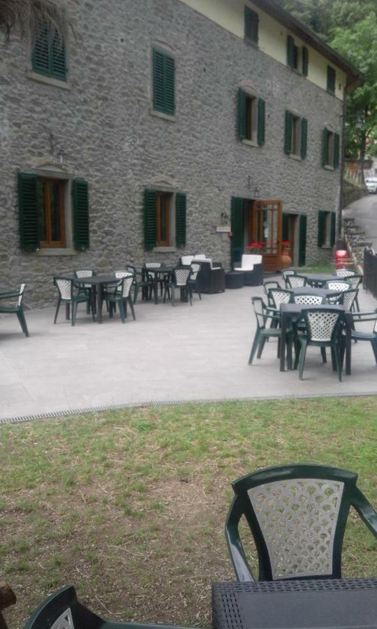 La Foresta Albergo Ristorante Pizzeria Badia Prataglia Exterior photo